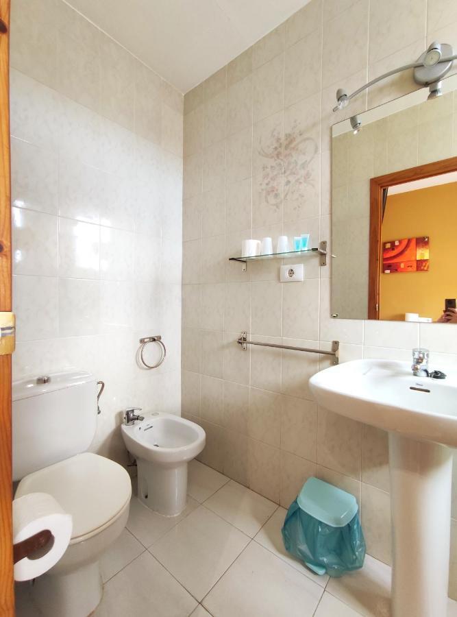 Hostal Neus Alcalá de Chivert Esterno foto
