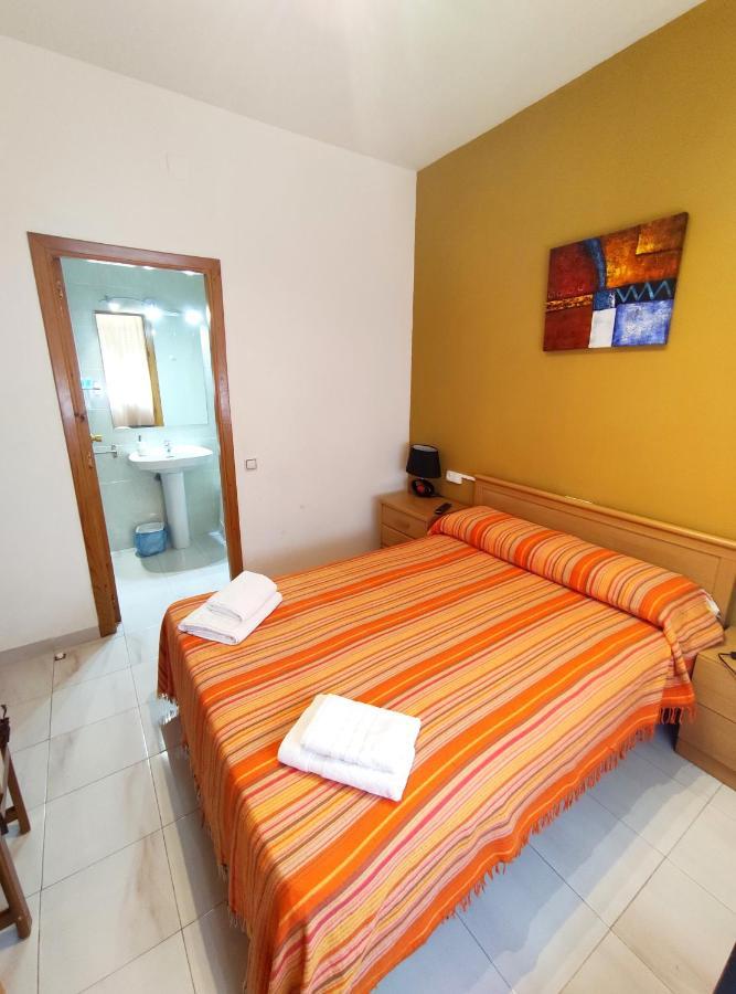 Hostal Neus Alcalá de Chivert Esterno foto