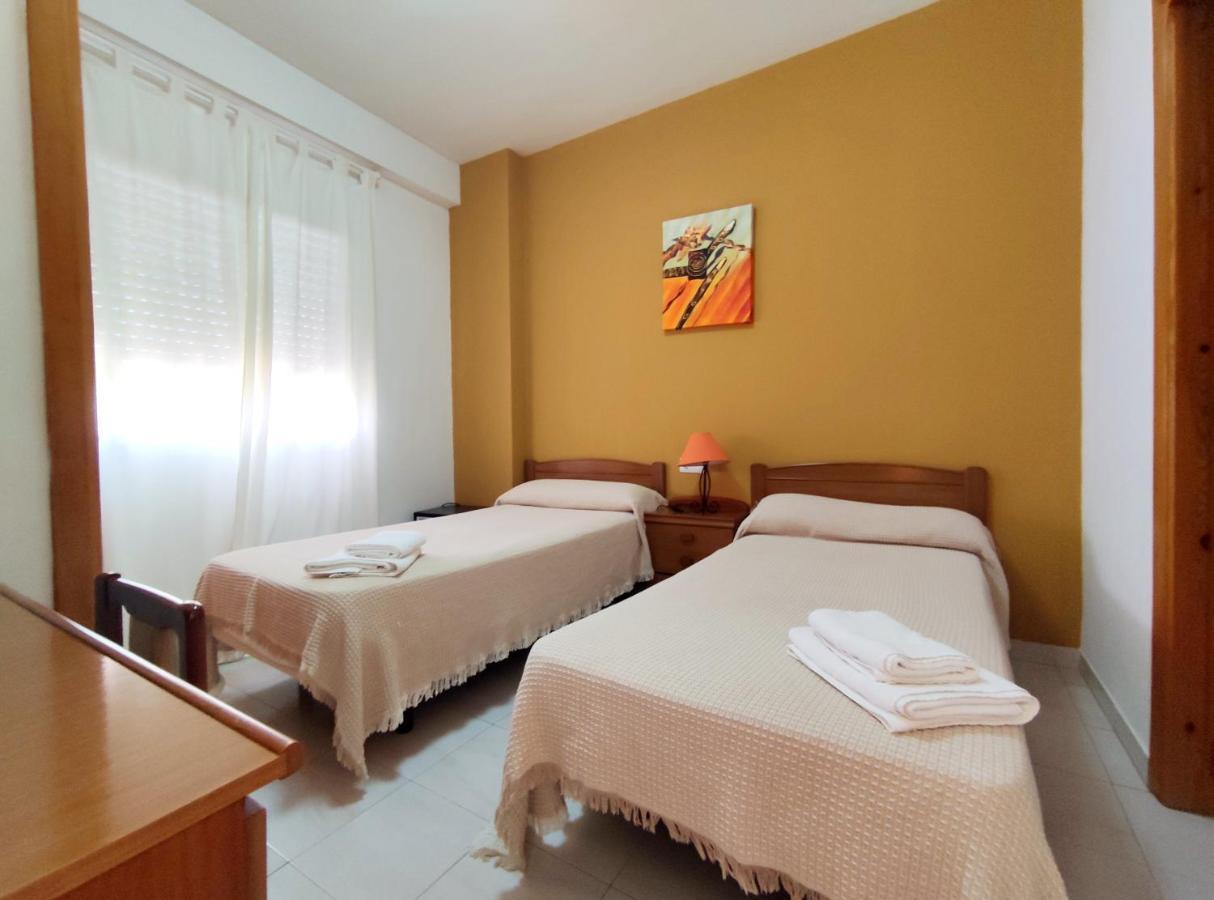 Hostal Neus Alcalá de Chivert Esterno foto